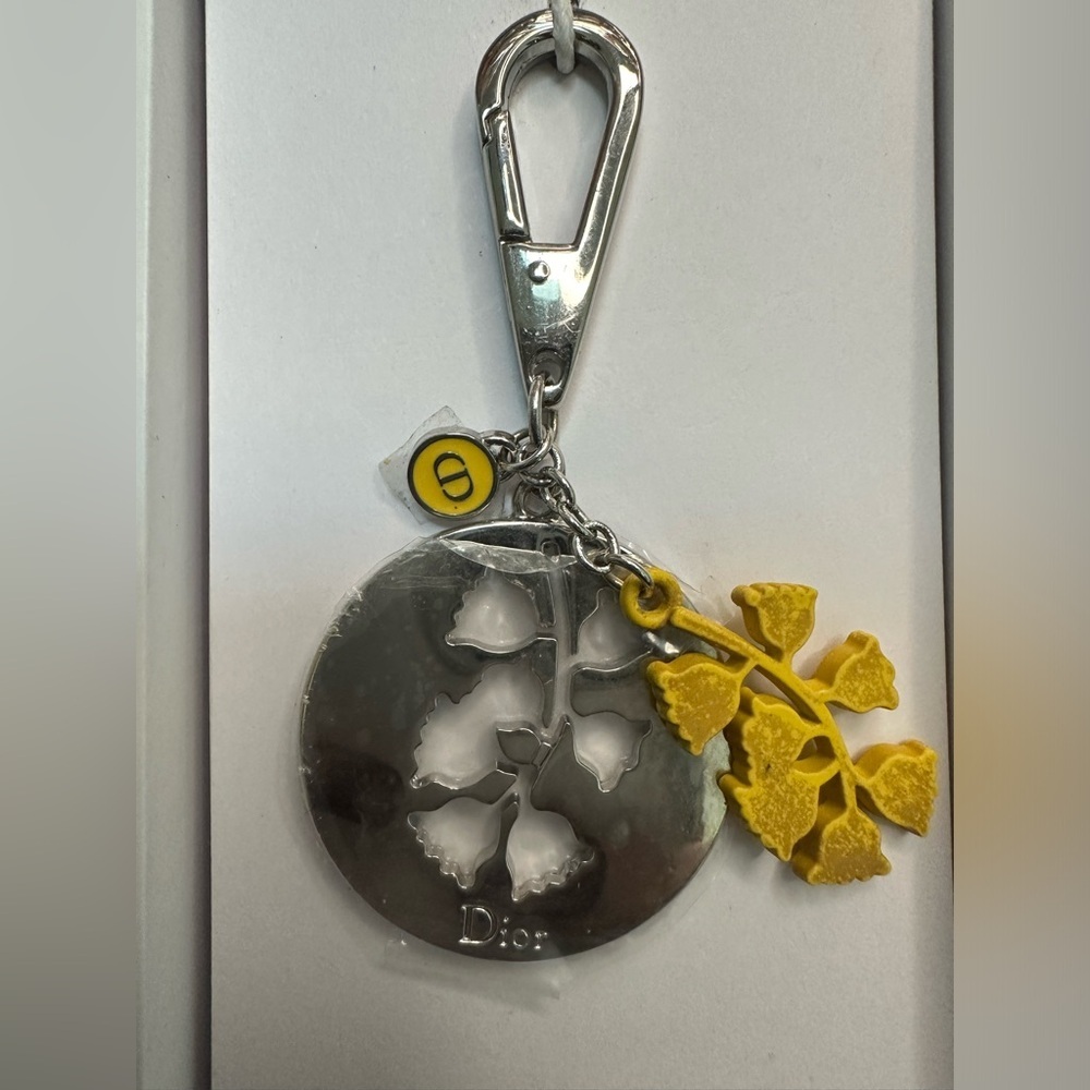 Dior Lily Of The Valley Bag Charm Keychain Silver-Tone Metal NWT​​